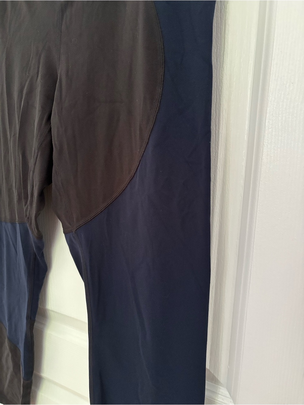Lululemon Nulu Colour Block High-Rise Tight 25" Black / True Navy #168 - Picture 5 of 8